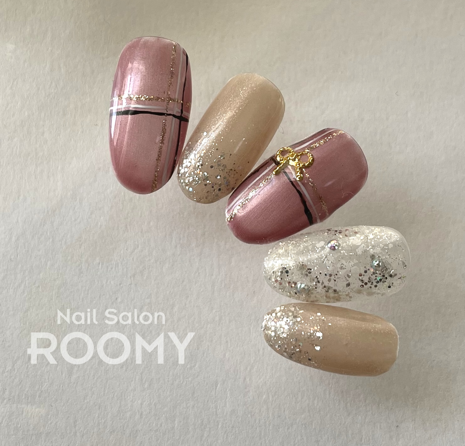 ハンド定額デザイン | ネイルサロン ROOMY｜保土ヶ谷にあるネイル